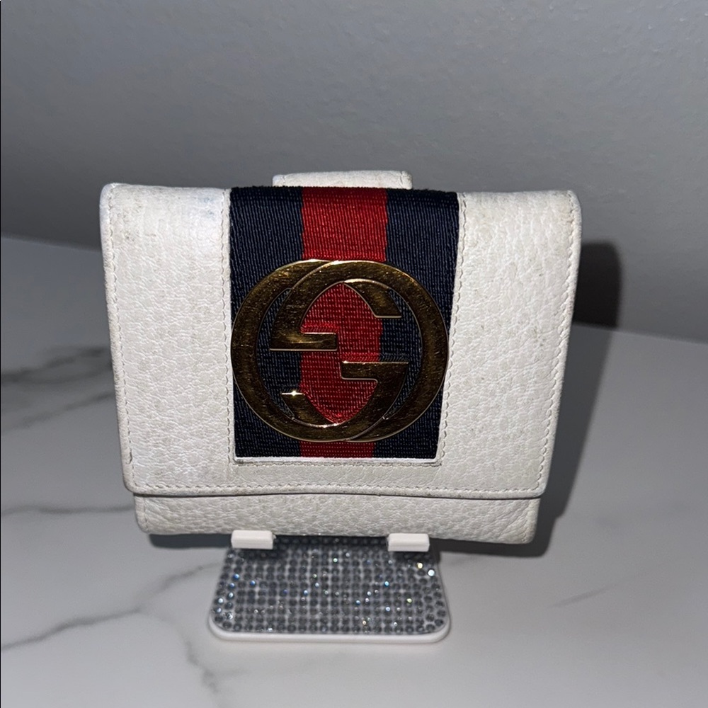 Gucci White Leather Wallet with Gold Logo Sherry Line